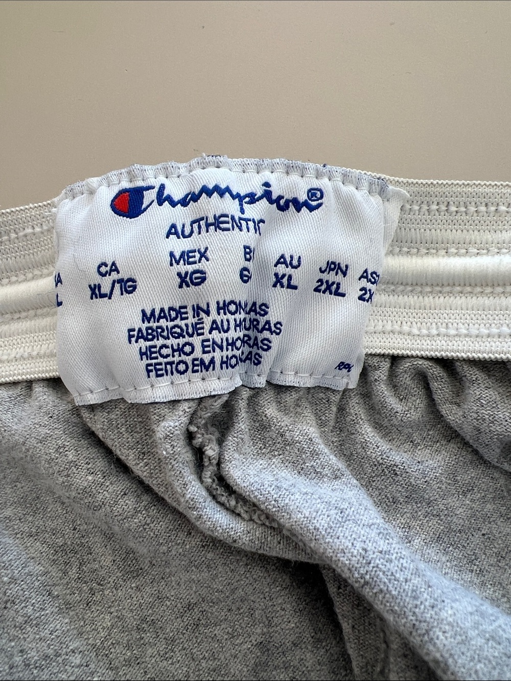 Vintage Champion Gray Men's Athletic Shorts - Comfortable Everyday Wear Sz XL - Picture 4 of 5